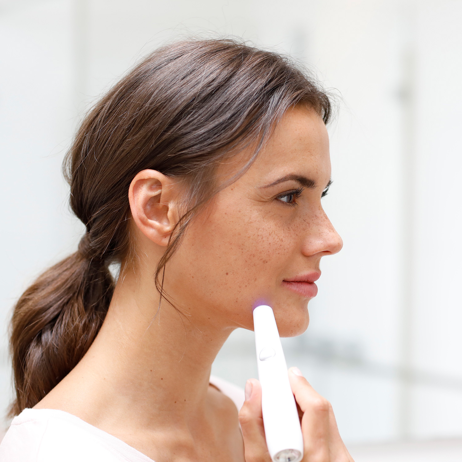 DC 300 | LED Light Therapy Pen